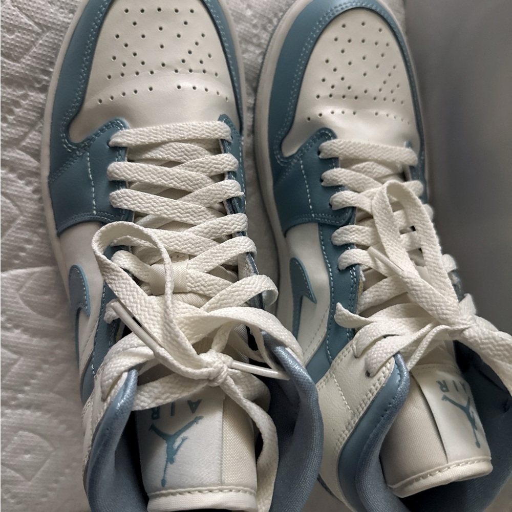 Jordan Air 1 Mid Women's Sneakers - Light Blue and White - Picture 3 of 6